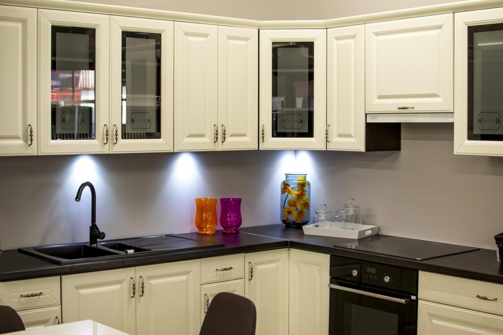 house, home, residential, rooms, kitchen, dining, cabinets, drawers, storage, lighting, table, chairs, brown home, brown house, brown kitchen, brown room, brown table, kitchen, kitchen, kitchen, kitchen, kitchen, cabinets, cabinets, cabinets